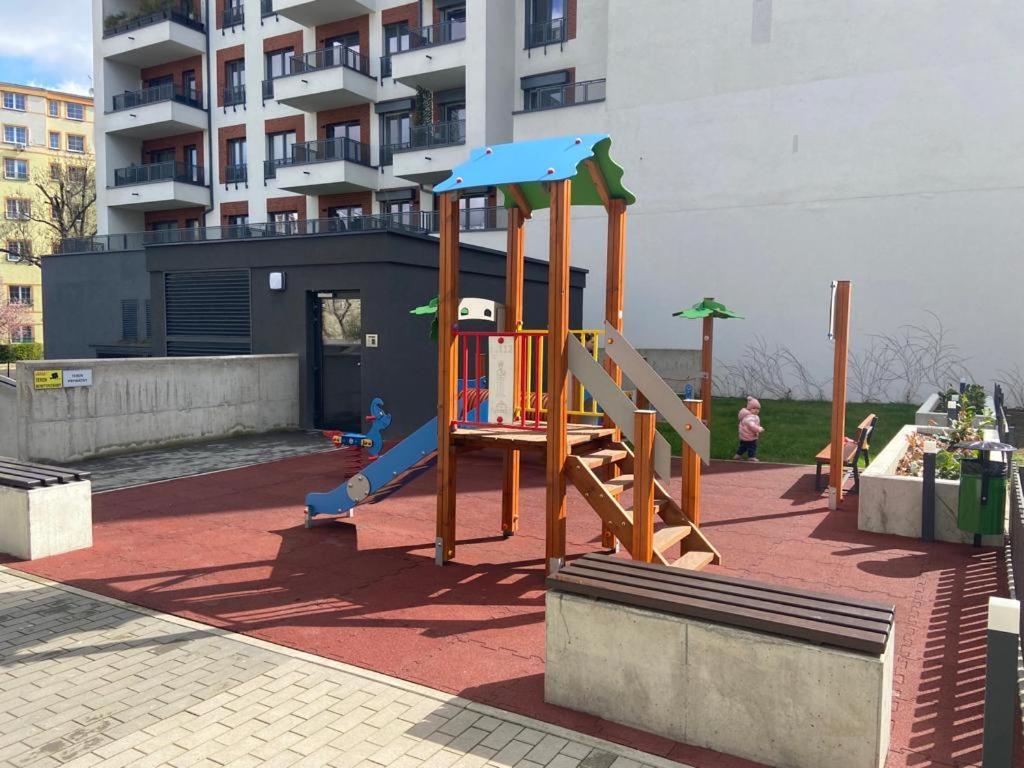 Komfort W Centrum Parking فروتسواف المظهر الخارجي الصورة