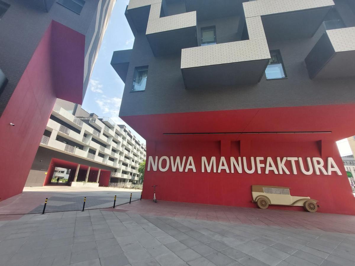 Komfort W Centrum Parking فروتسواف المظهر الخارجي الصورة